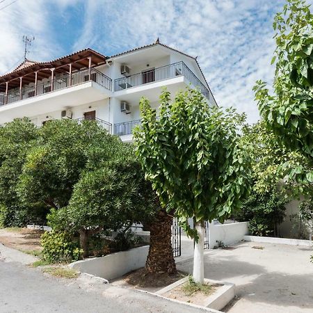 Areti Apartments Порос Екстер'єр фото