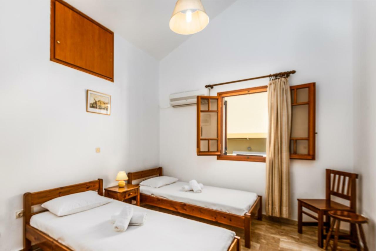 Areti Apartments Порос Екстер'єр фото
